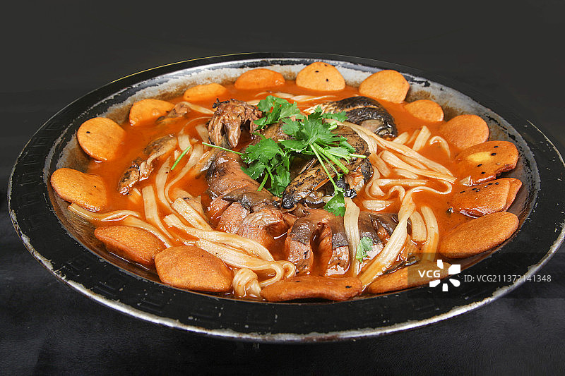 中餐美食-炖杂鱼图片素材