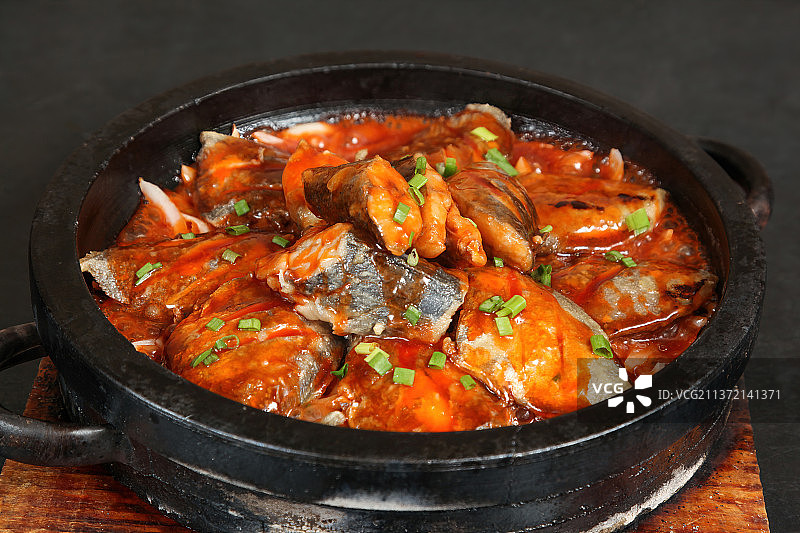 中餐美食-炖杂鱼图片素材