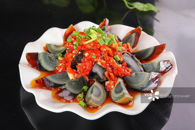 中餐美食-剁椒皮蛋图片素材