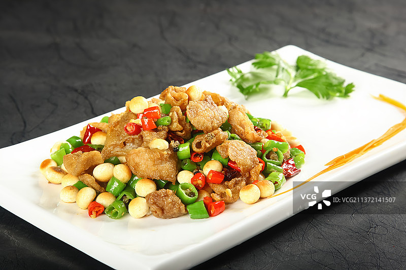 中餐美食-风味烧肥肠图片素材