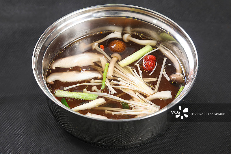 中餐美食-火锅汤底图片素材
