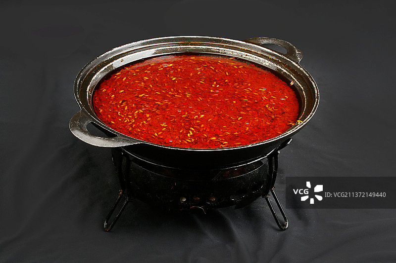 中餐美食-火锅汤底图片素材