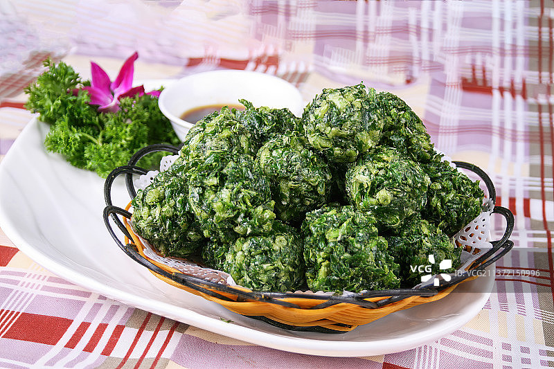 中餐美食-蔬菜丸子图片素材