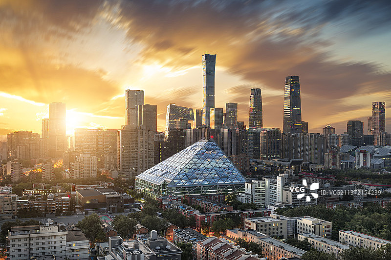 北京CBD日出 北京朝外soho图片素材