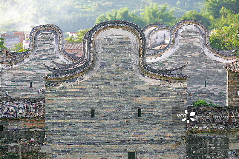 清远古村锅耳楼图片素材