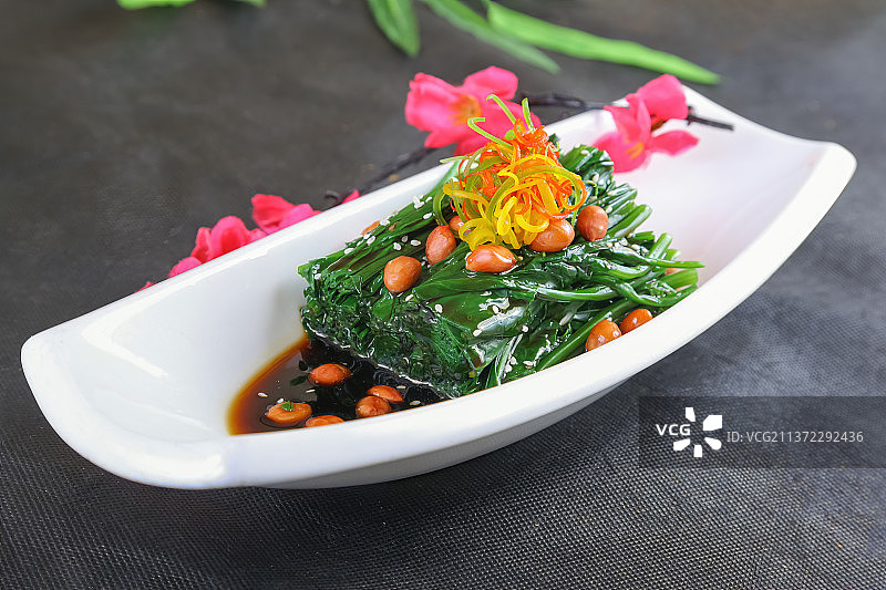 中餐美食-菠菜拌花生米图片素材