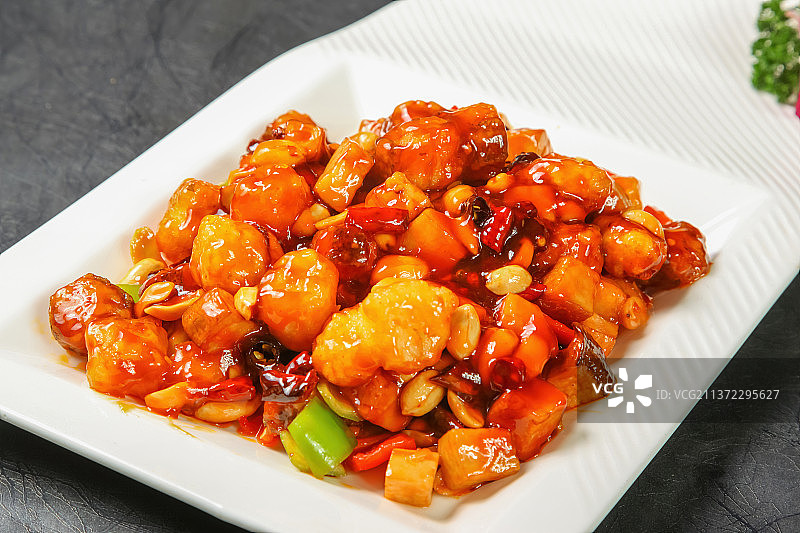 中餐美食-宫爆鱼丁图片素材