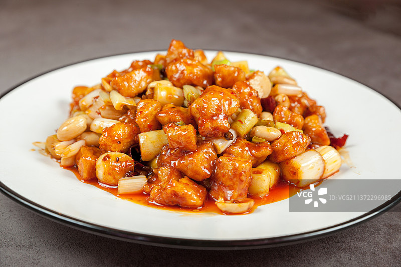 中餐美食-宫保鸡丁图片素材