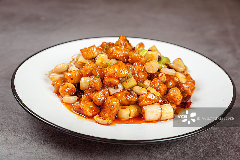 中餐美食-宫保鸡丁图片素材