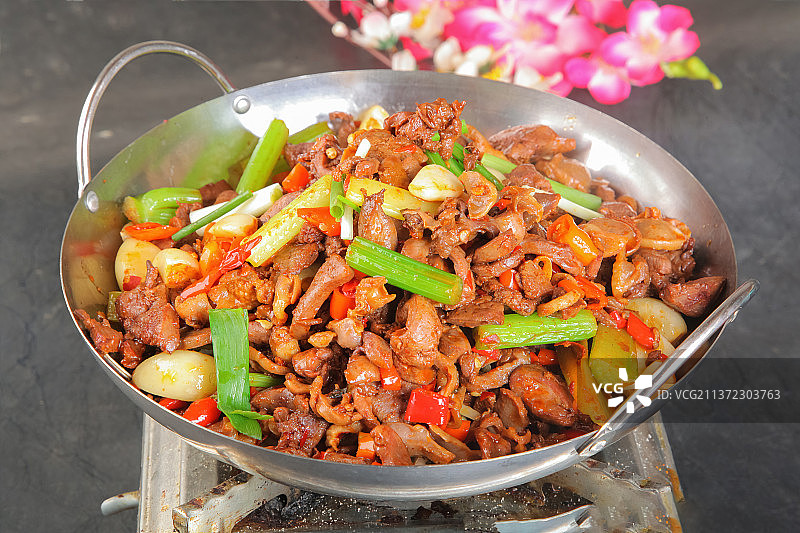 中餐美食-干锅鸡杂图片素材