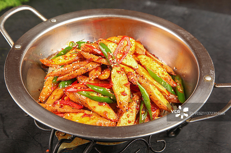 中餐美食-干锅麻山药图片素材