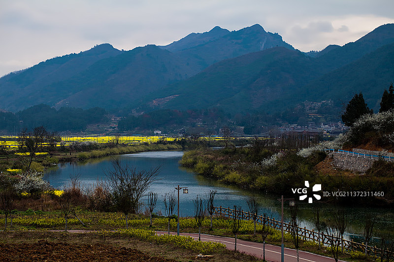 绿水青山•贵定金海雪山图片素材