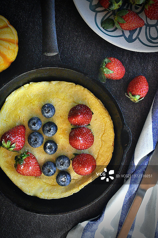 法式煎饼 煎饼 草莓 蓝莓图片素材