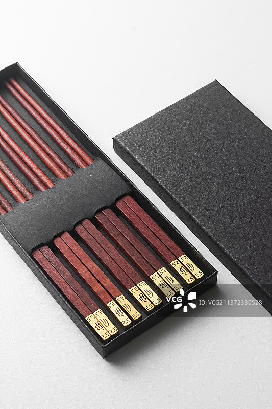 红檀木筷子图片素材