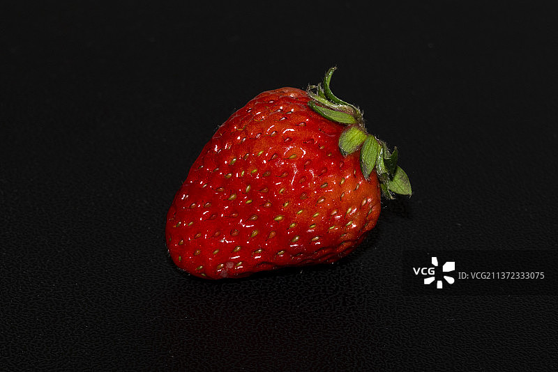 盒装草莓图片素材