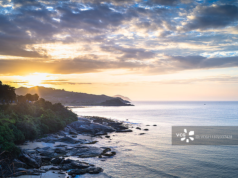 海南万宁石梅湾南燕湾风光网红打卡点图片素材
