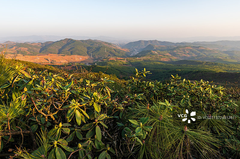 山顶的风景图片素材