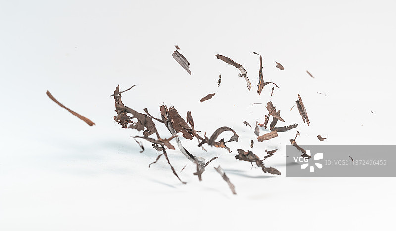 白色背景跳动的香料原材料紫草广告素材图片素材