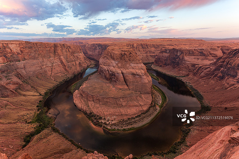 日出色彩，科科尼诺县马蹄湾的壮丽景色，美国图片素材
