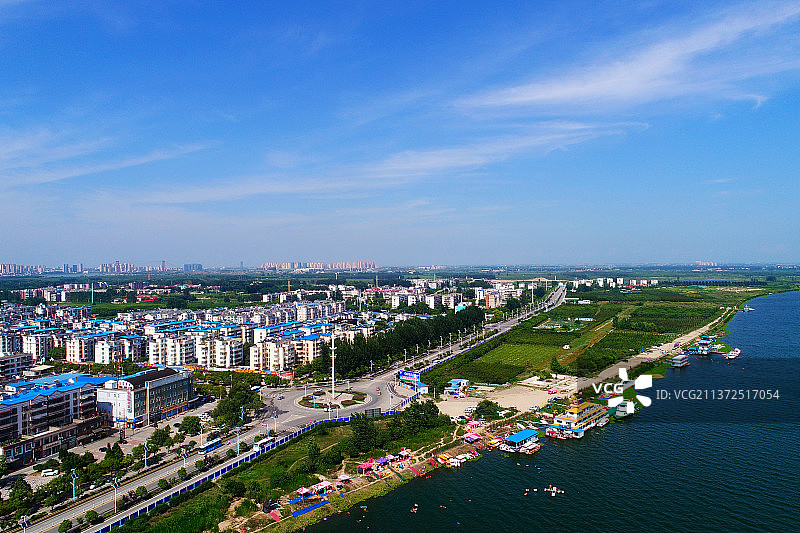 航拍襄阳汉江鱼梁洲城市风光图片素材