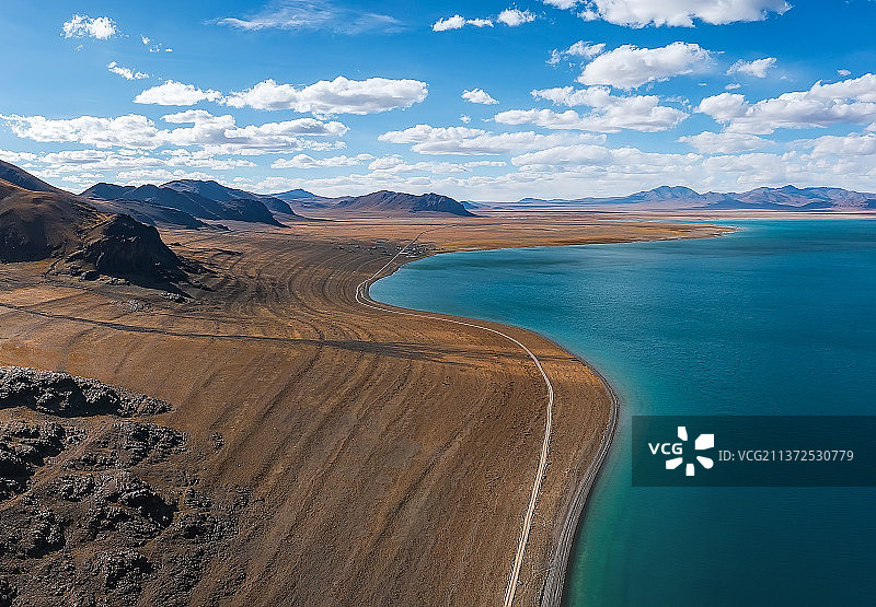 措勤县扎日南木措风光图片素材