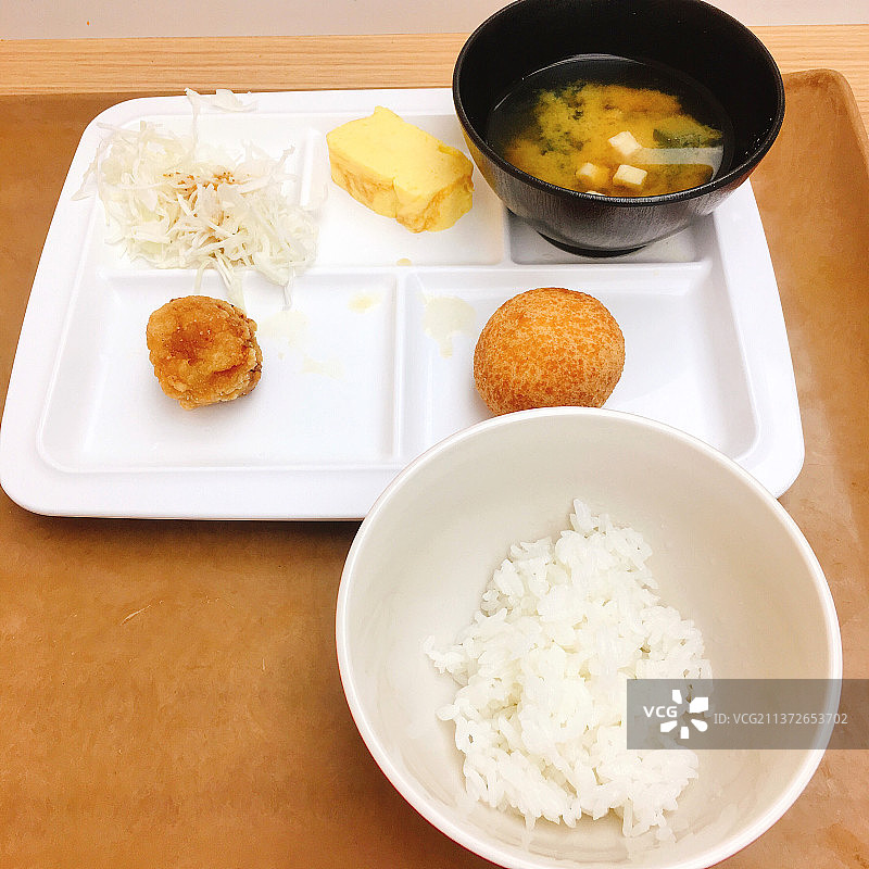 大学食堂的午餐图片素材