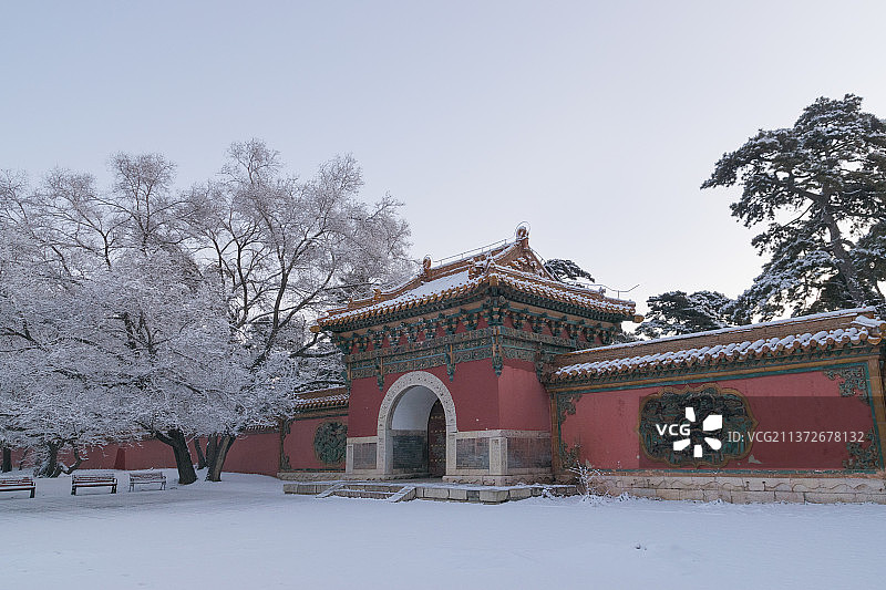 古建筑雪景晨曦图片素材
