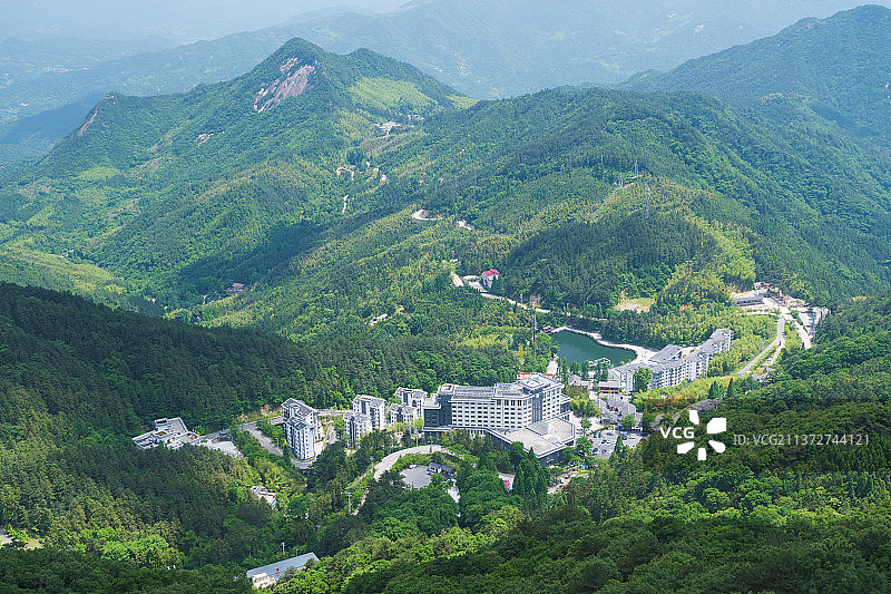 湖北黄冈罗田大别山薄刀锋风景区初夏风光图片素材