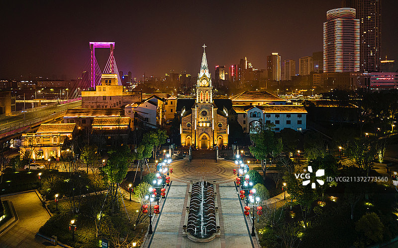 宁波市老外滩三江空天主教堂夜景图片素材