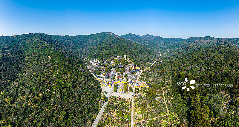 江苏苏州太湖西山岛包山禅寺图片素材