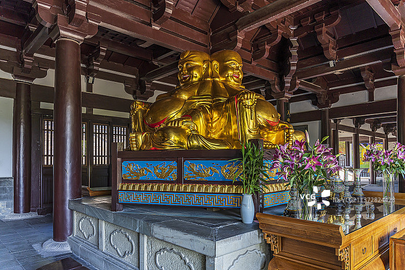 浙江绍兴柯岩风景区普照寺四面弥勒殿图片素材