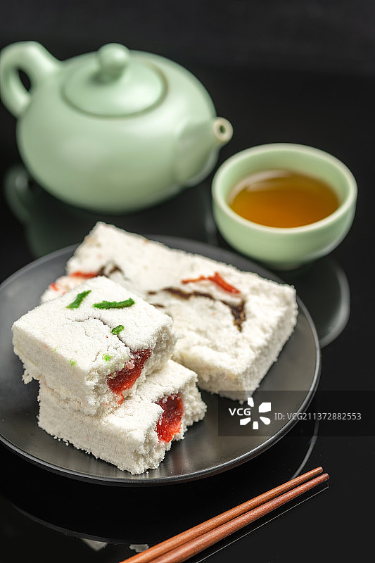 糕干特写黑色背景图片素材