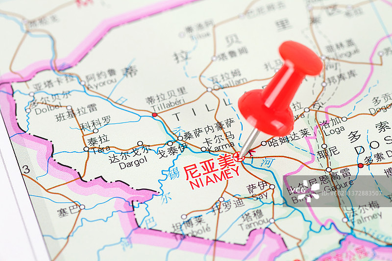 尼日尔首都尼亚美在地图上的位置标注图片素材