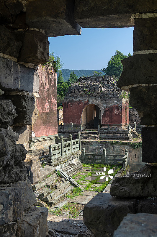 湖北武当山夏日迷人风光图片素材