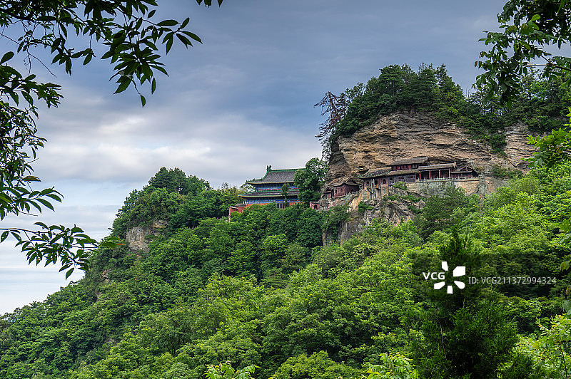 湖北武当山夏日迷人风光图片素材