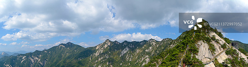 湖北天堂寨国家地质公园夏日风光图片素材