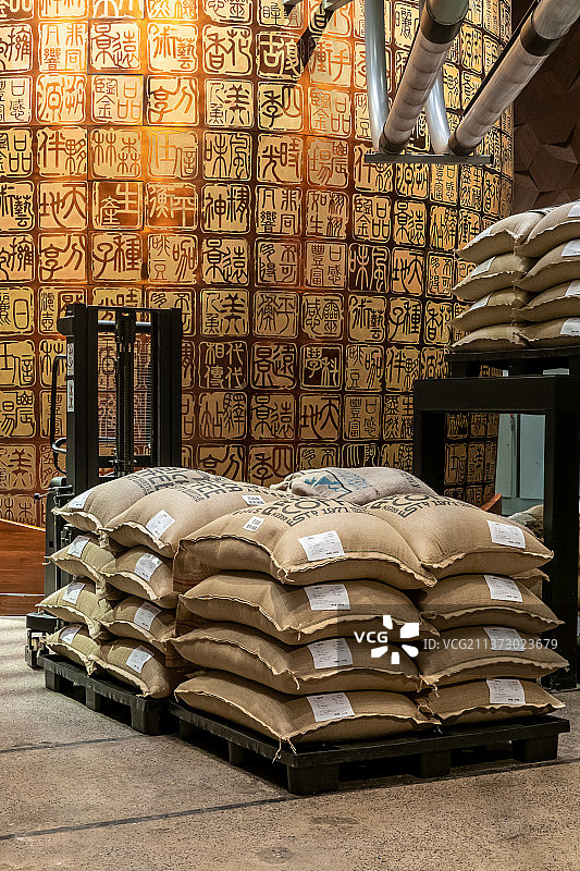 上海星巴克烘培店咖啡袋图片素材