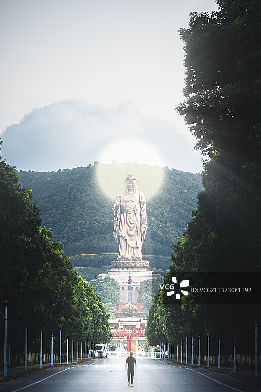 江苏省无锡市滨湖区马山国家风景名胜区灵山大佛如来佛祖释迦摩尼图片素材