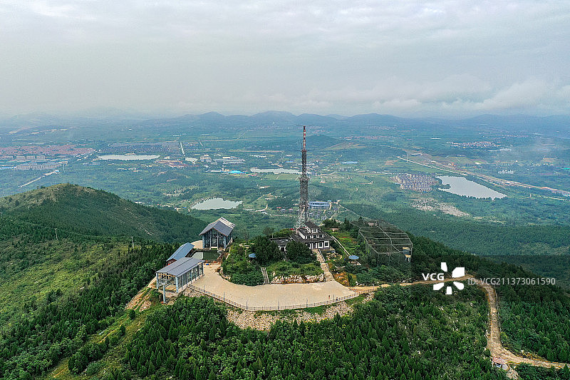 大洞山山顶+江苏省徐州市贾汪区大洞山景区图片素材