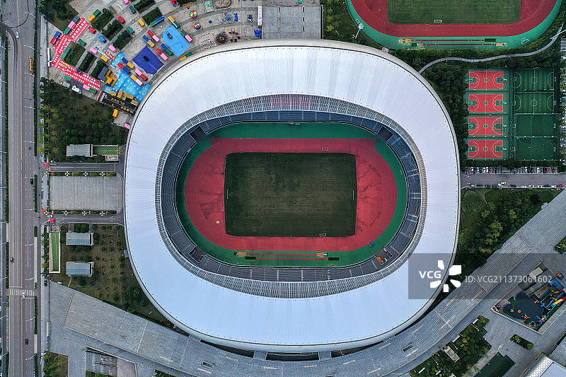 俯瞰奥体中心体育场+江苏省徐州市云龙区新城区徐州奥体中心图片素材