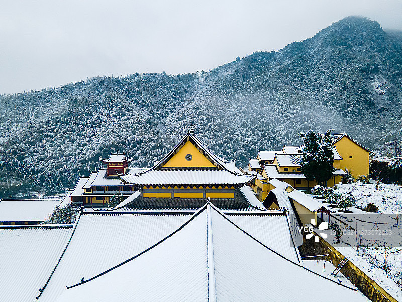 镜头下的明月山图片素材
