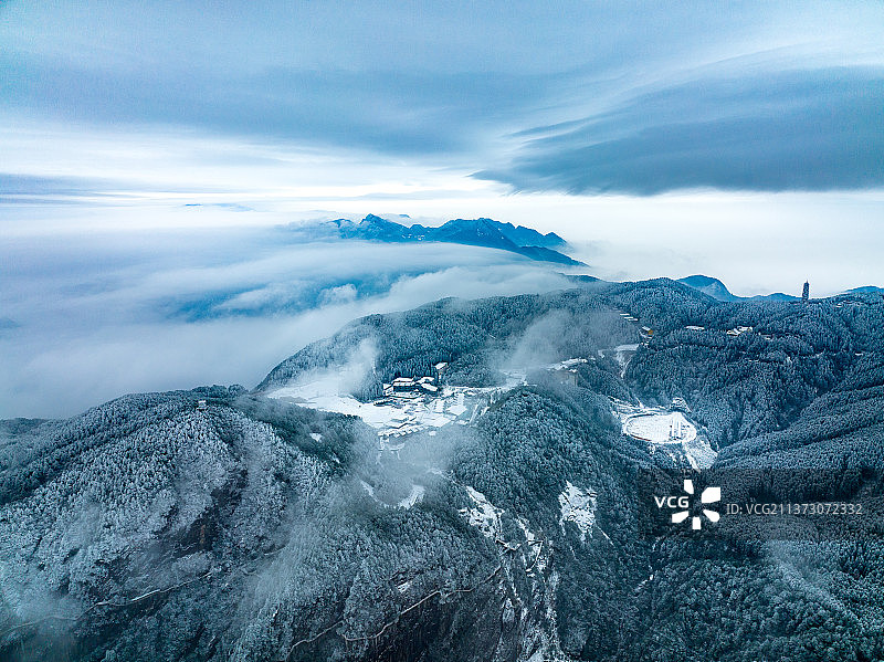 镜头下的明月山图片素材