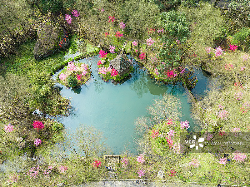 镜头下的明月山图片素材