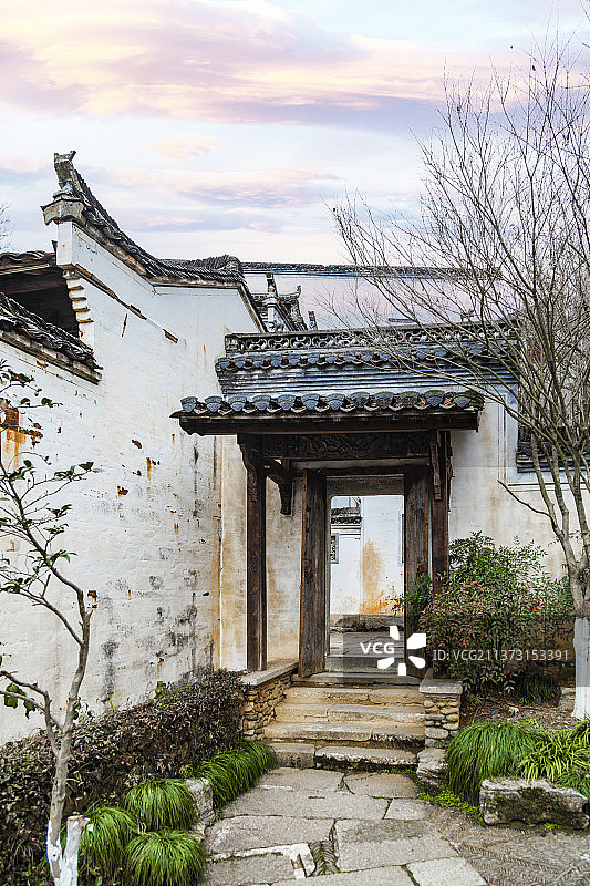 江西婺源篁岭景区的民居院门图片素材