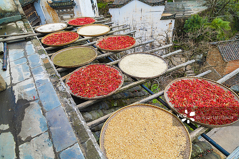 江西婺源篁岭景区晒秋风光图片素材