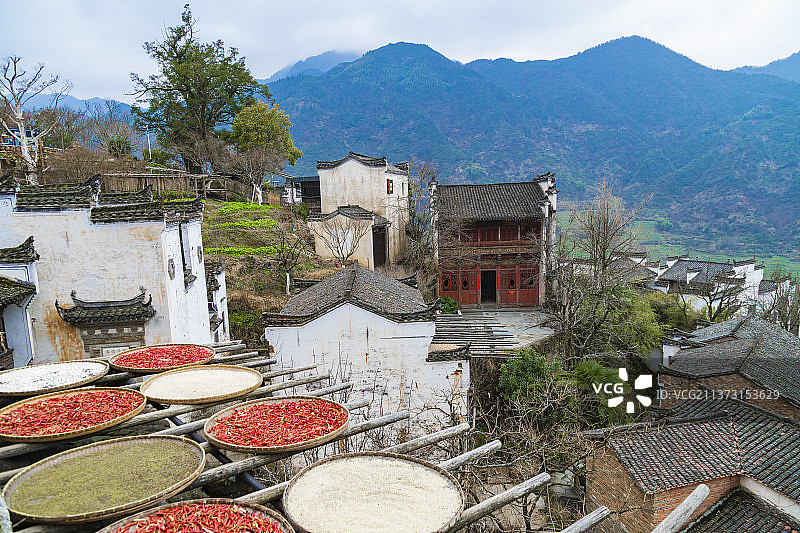 江西婺源篁岭景区晒秋风光图片素材