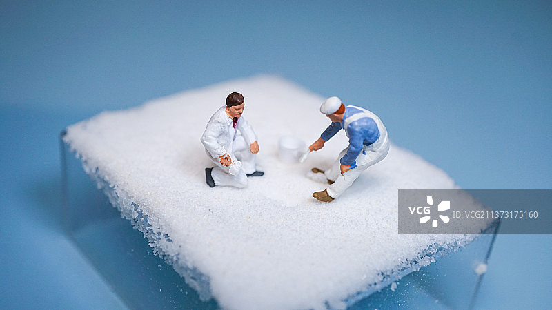 修补冰面图片素材