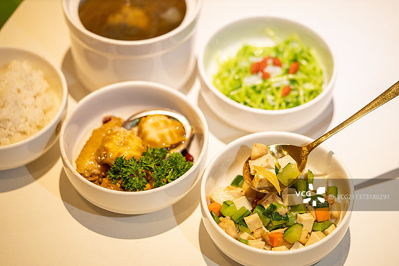 月子中心营养组合月子餐图片素材