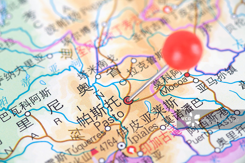 哥伦比亚城市帕斯托在地图上被大头钉标注图片素材