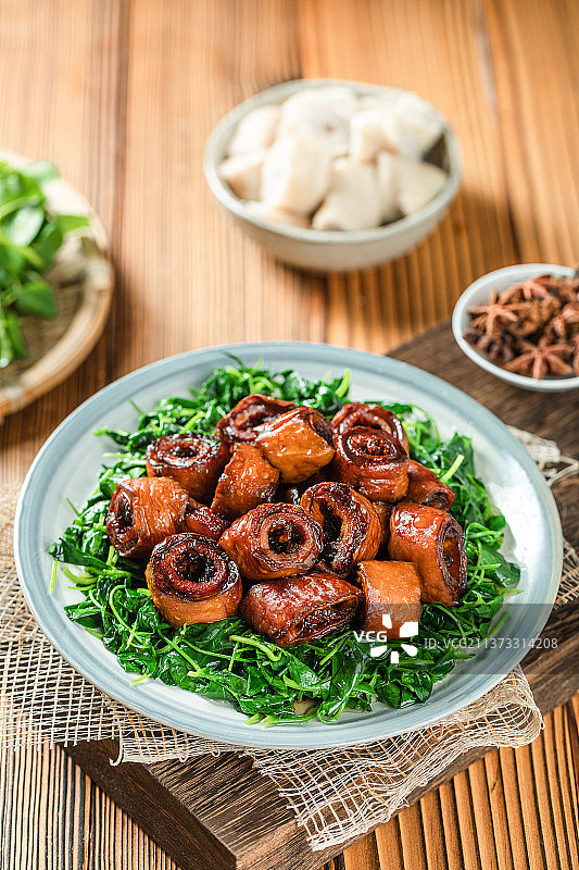 上海特色地方菜草头圈子图片素材